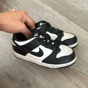 Nike dunk low panda 10c